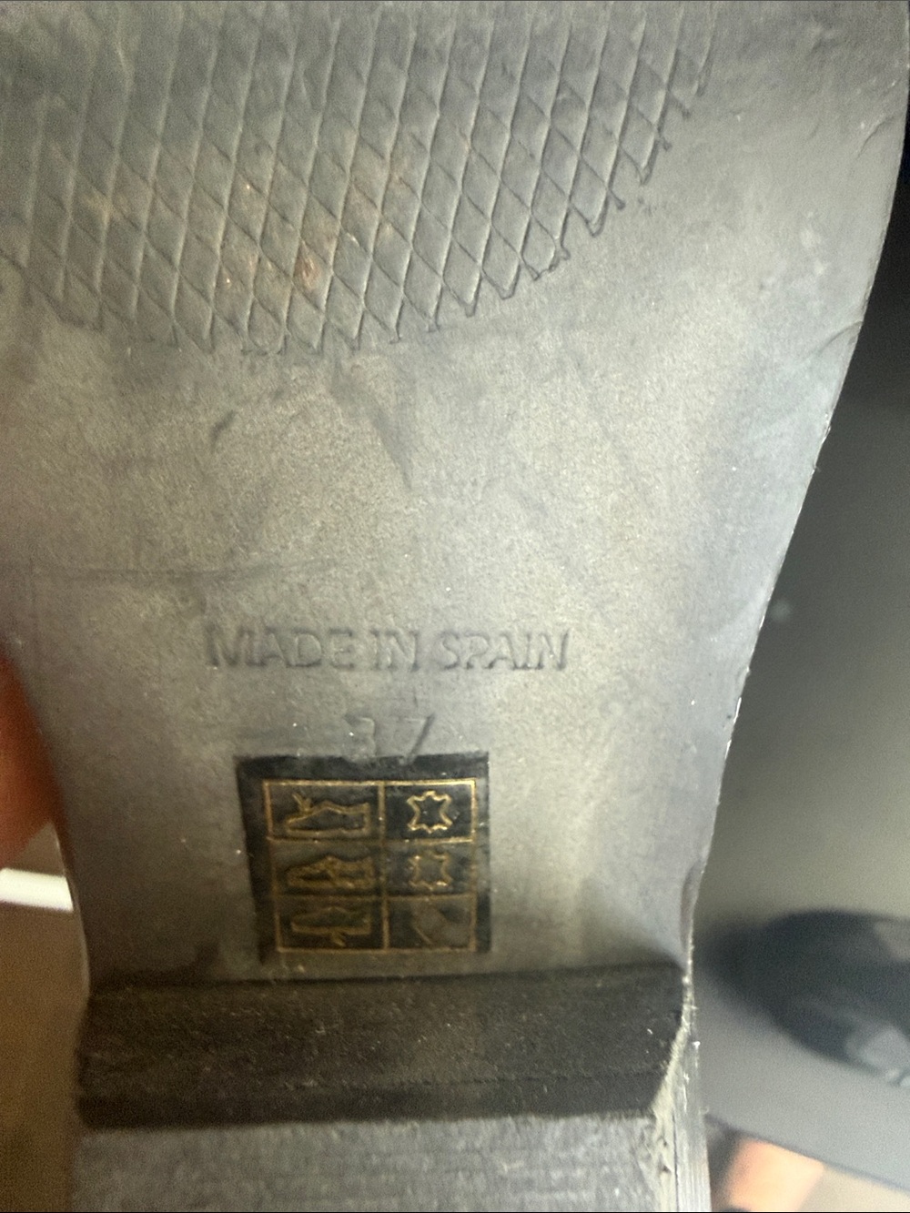 Women’s Black Leather Chelsea Boots - Picture 8 of 8